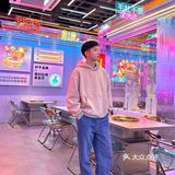 哇不是吧这么赛博朋克你确定这是火锅店？
