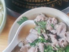 -大众跷脚牛肉馆·非遗传承单位(峨眉山店)