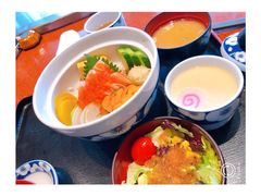 -小山日本料理(兴业太古汇店)
