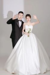 -青禾蒙娜丽莎婚纱摄影(武汉总店)