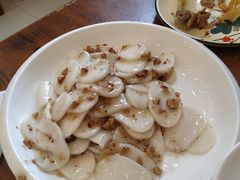 -侬佳蒸菜馆(听潮店)