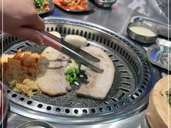 -马路牙子烧烤音乐酒馆(望京店)