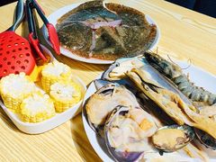 -九万士多港式海鲜粥底火锅(回龙观店)