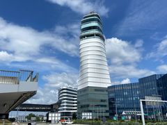 -维也纳国际机场