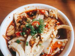 土冒黄喉-炉小二铜锅牛蛙•川湘菜(三里屯店)