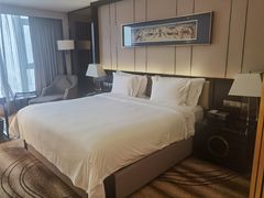 -兰州皇冠假日酒店