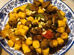 松子牛肉炒年糕-兔爸私家小厨(新北万达店)
