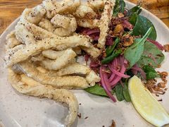 -12 Rocks Beach Bar Cafe