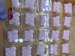 -昆明冠生园·蛋糕·面包(南强街店)