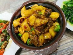 土豆烧牛腩-古田会·肥肠鸡(古田店)