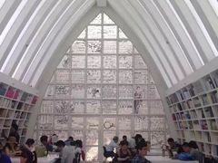 -钟书阁(松江泰晤士小镇店)