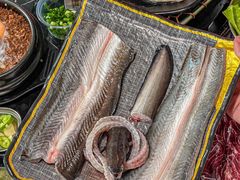 番顺县烤鳗-奉座泥炉烤肉·活鳗·稻草黄油鸡(龙美店)