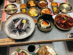 -草家酱蟹炭火烤肉店(珲春南路二店)