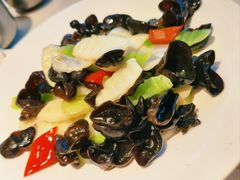 -赶海部落海鲜城(海阳路店)