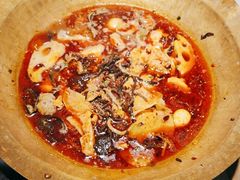 -毛肚向右·川渝毛肚王(经开永旺店)