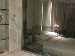-上海漕河泾万丽酒店