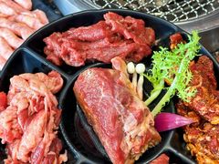 -啊美丽炭火烤肉(滑翔一店)