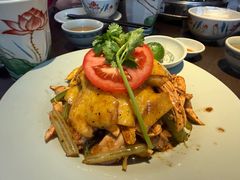 -大头虾越式风味餐厅(光明广场店)