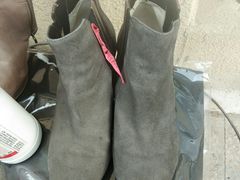 -京伟修鞋洗鞋奢侈品皮具护理店