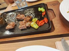 -必胜客(WOW象山涌金广场店)