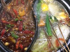 -灌县老妈砂锅串串香(万科红生活广场店)