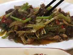 -南雄雄州土菜餐厅(粤北大厦店)