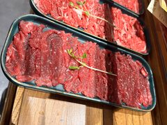 -牛村来人潮汕牛肉火锅(西单店)