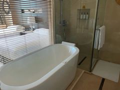 -青岛海尔洲际酒店