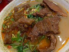 -金杨拉面王小吃面馆·牛三宝面·红烧牛肉粉