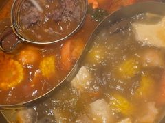 -左庭右院鲜牛肉火锅(金山万达店)