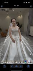 -拉瑞娜LaReine婚纱礼服高级定制
