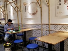 用餐区-膳当家黄焖鸡米饭(万科棉花广场店)