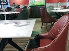 大堂-清真·艾美可餐厅(鹏欣水游城店)