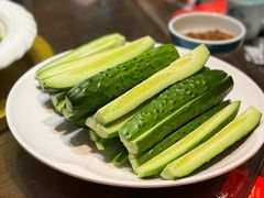 小黄瓜蘸酱-燕郊烧鸽子(和众店)