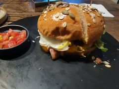 -HIGH FIVE哈福手工汉堡(桂林路店)