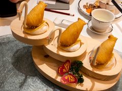 天鹅榴莲酥-天瑞轩·粤菜餐厅