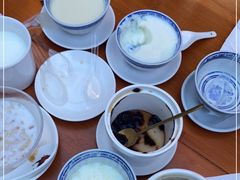 -周大娘牛乳(旧寨古村总店)