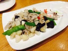 荷塘小炒-祥记·苏帮菜·松鼠桂鱼(湖畔天城店)