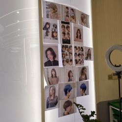-PE SALON 