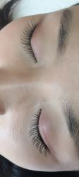 -爱美睫美甲会馆