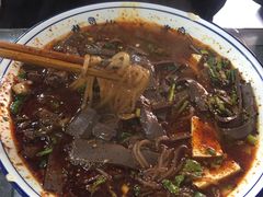 -陈仓老街美食天地