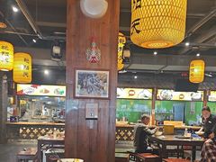 -艳阳天民俗村(公园路店)