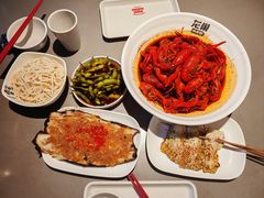 -龙巢盱眙龙虾·牛蛙·烧烤宵夜(八卦岭店)
