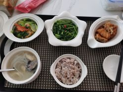 -美满国际月子中心(合生汇店)