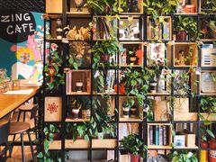 -ZING COFFEE 镜咖啡