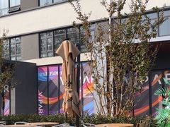 -必胜客(上海华谊新所店)