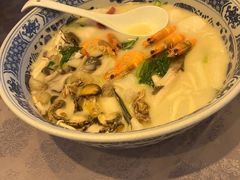 极品鱼头皇-山外山菜馆(玉泉路店)