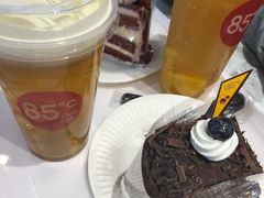 -85度C(生甜甜圈研究工坊·上海平凉店)