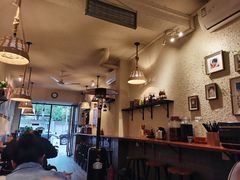 大堂-豆爺小面(朱雀店)