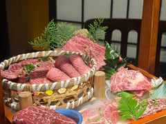 -山川小町·极番烧肉(新地假日广场店)